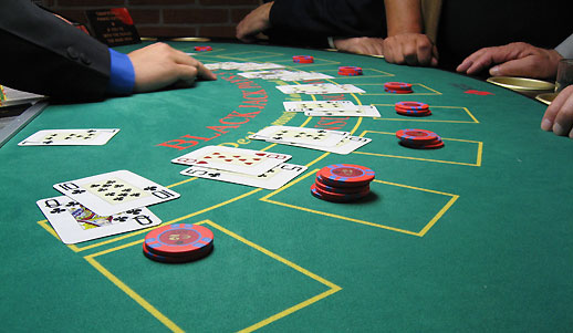 Former Blackjack Dealer Arrested for Cheating for Second Time 1 blackjack 5
