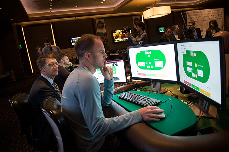 What Should You Look for in an Online Poker Room? 1 ManVsComputer