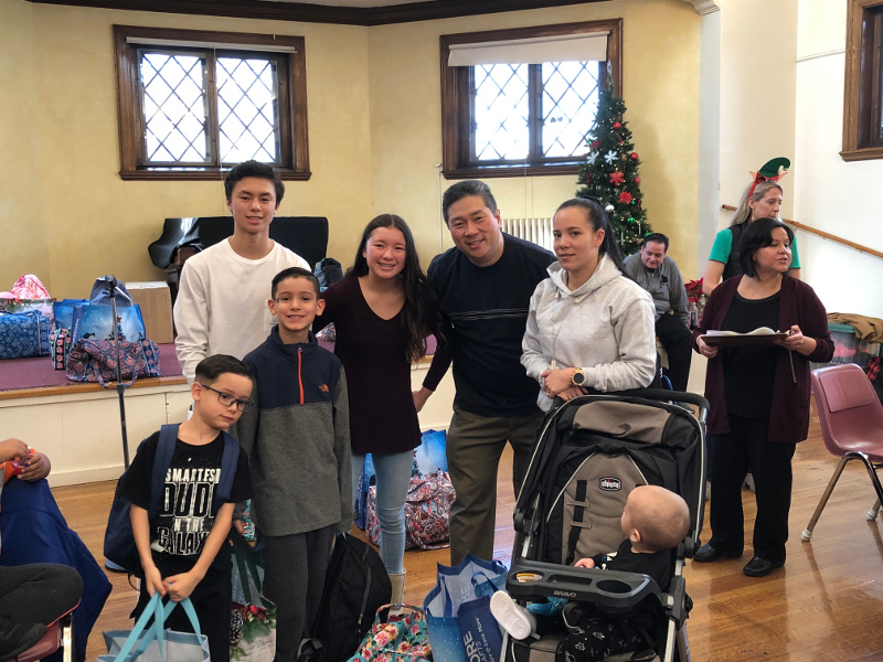 Bernard Lee Hosts Annual Gift Giving Event for Homeless Families 1 Bernard Lee 2018 Gift Giving