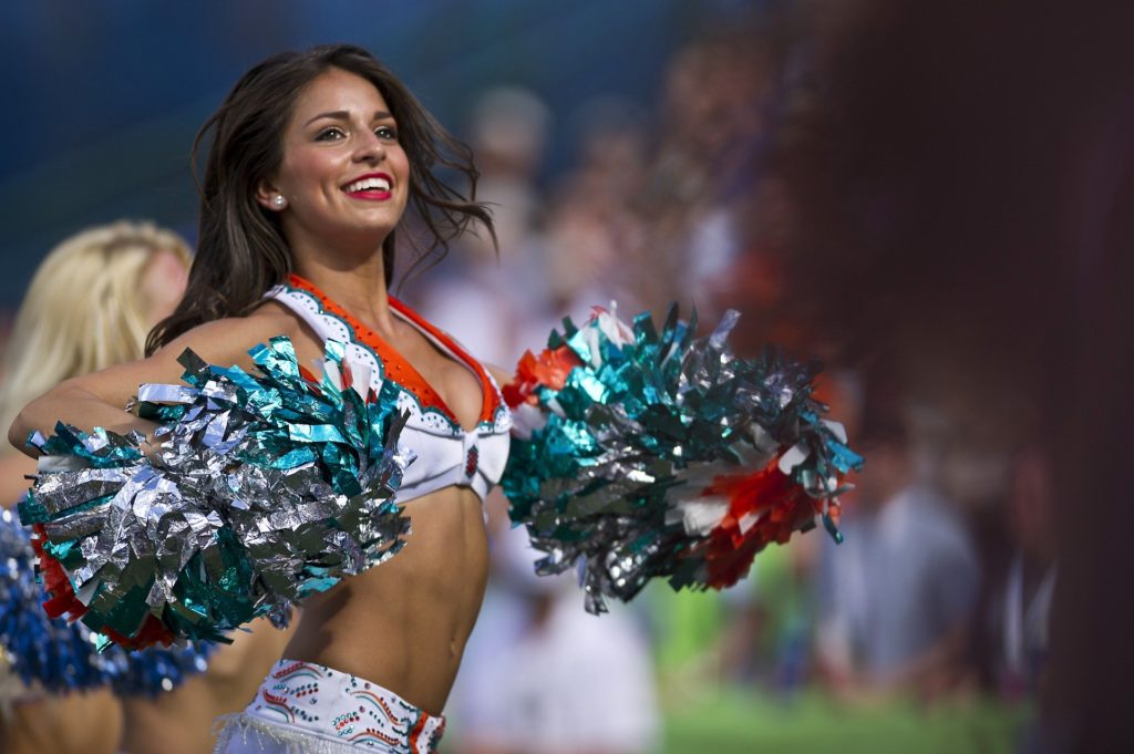 WSOP.com, partypoker Giving Away Trips to the Super Bowl 1 cheerleaders 654359 1920