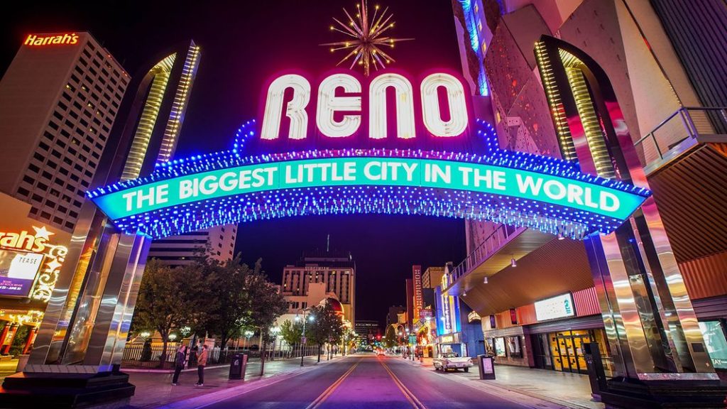 Harrah’s Reno Sold, Will Become Non-Gaming Property 1 reno sign