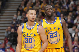 Poker at 38,000 Feet? Normal for the Golden State Warriors 1 CurryGreen