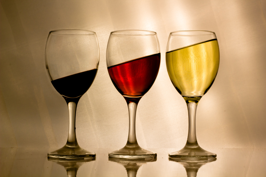 London Casino Sues Customer for Refusing to Pay $730,000 Debt, Gambler Claims Casino Got Him “Blackout Drunk” 1 Wine glasses