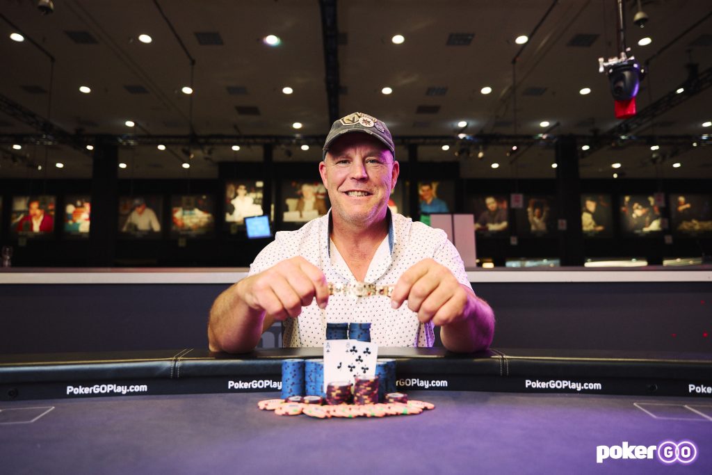 Lonnie Hallett Bests Billy Baxter Heads-Up to Win 2023 WSOP Seniors Championship 1 Event 48 Winner Lonnie Hallett WSOP AntonioA DSC08324