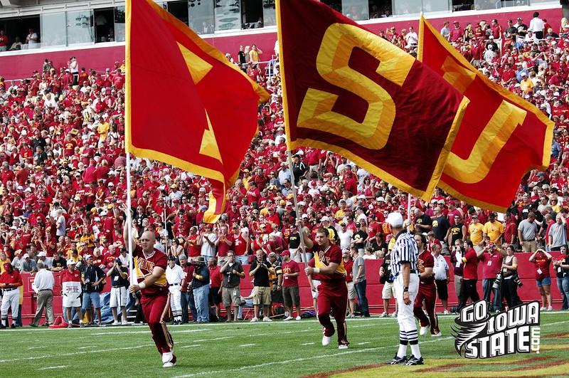 Former Iowa State Football Players Accuse Investigator of “Warrantless Search” in Sports Betting Probe 1 3921543985 36ffe78c1c c