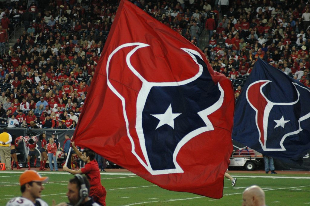 Florida Sports Bettor Wins $5.5 Million on $500,000 NFL Parlay That Came Down to Final Play 1 Houston Texans flag